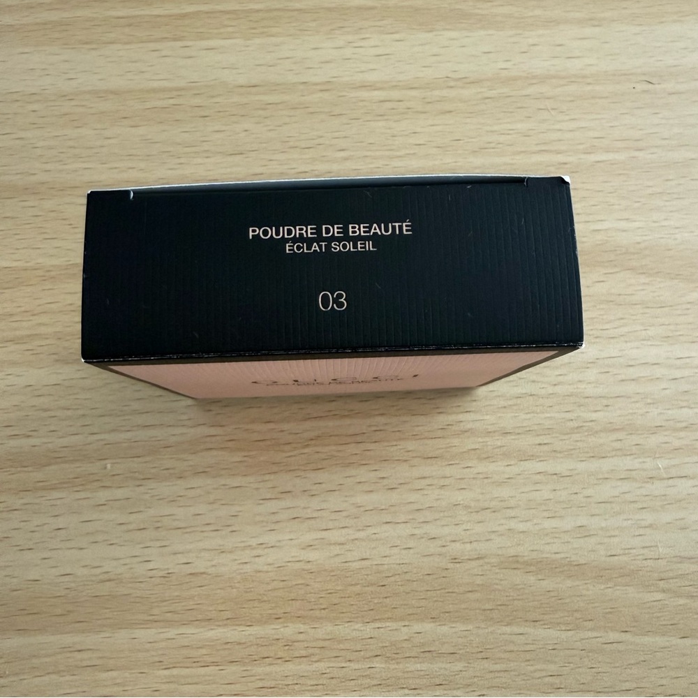 NIB Gucci Sun Kissed Glow Powder 03 - Picture 13 of 13